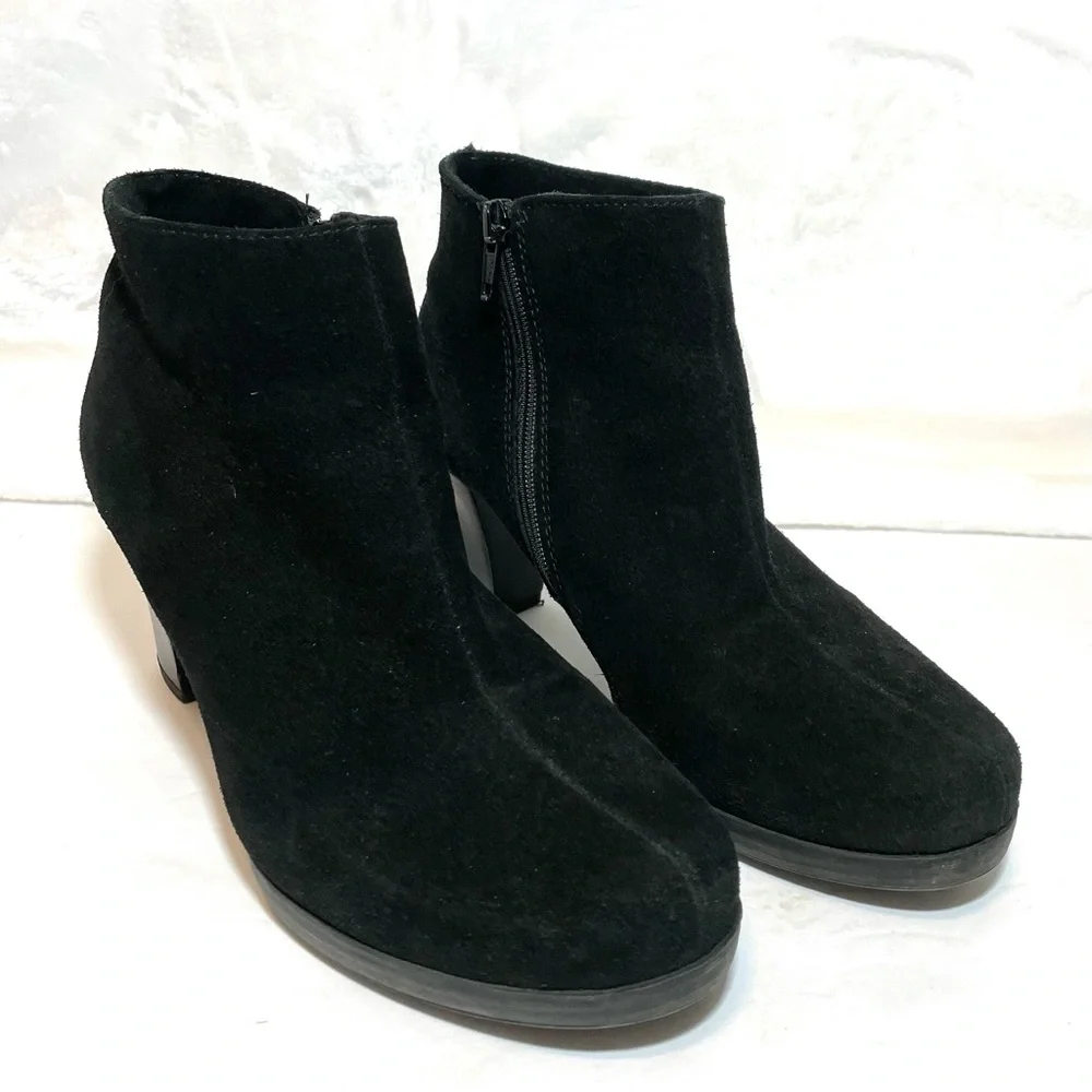 La Canadienne Oliver Waterproof Suede Bootie Black Ankle Boots Stacked Heel 7 - Picture 4 of 12
